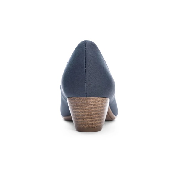 Chinese Laundry - Amazed Dress Pump - navy - size 8 - new with distressed box - Picture 3 of 11